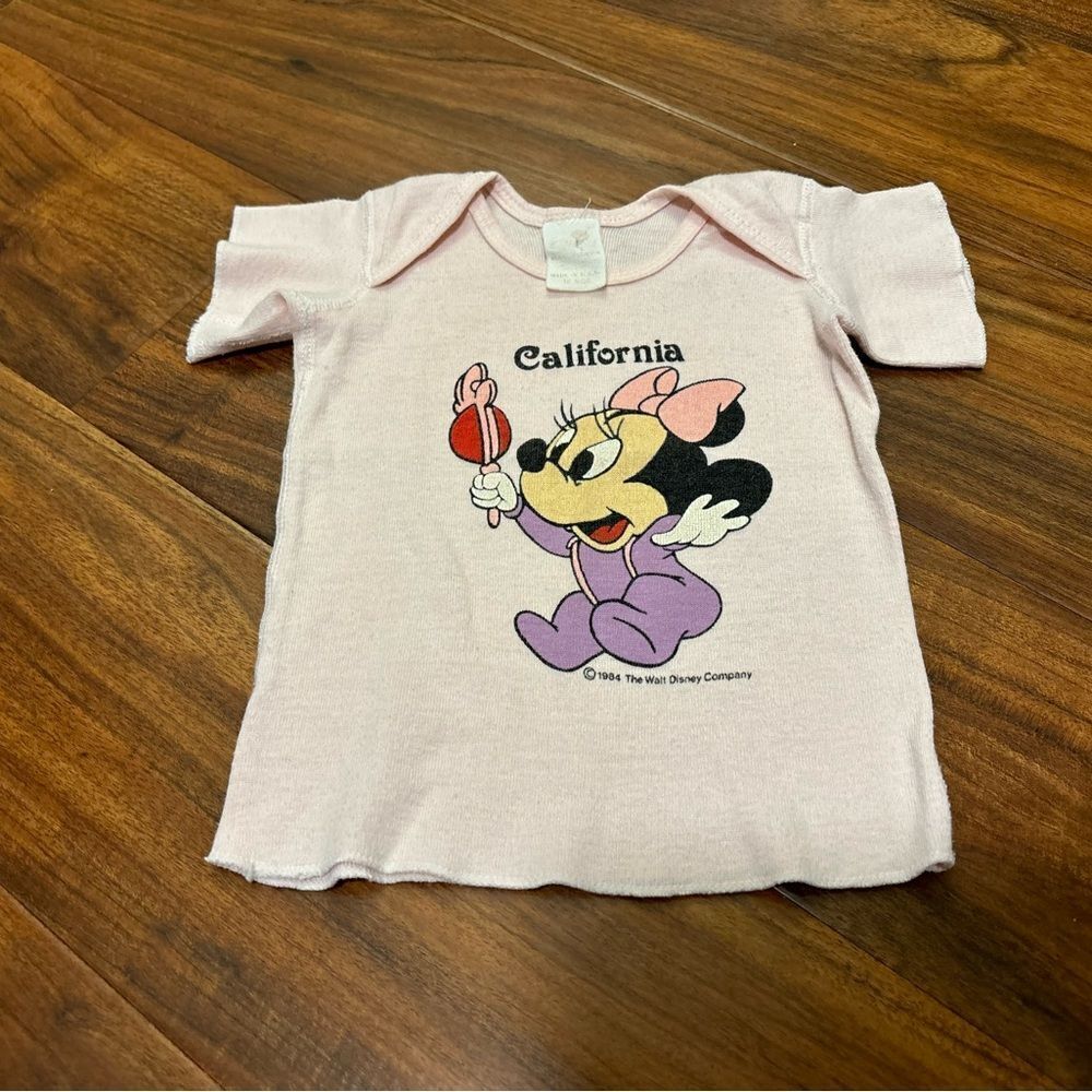 Disney vintage Minnie Mouse California 1984 light pink short sleeve shirt